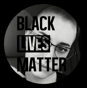 Meet your Posher, Kira